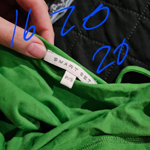 Vintage y2k 2000s green stretchy form fit tank top - Picture 5 of 5